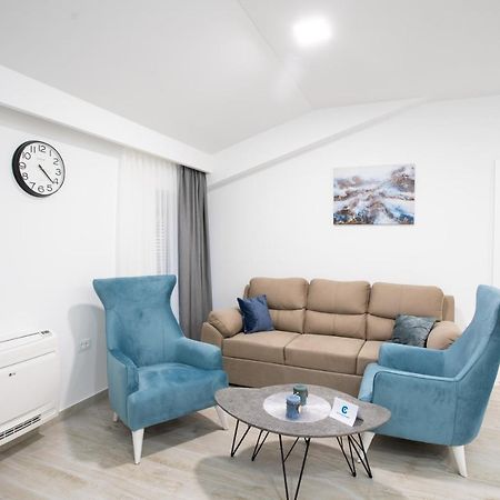 Apartmani Centar ยูบุสกี ภายนอก รูปภาพ