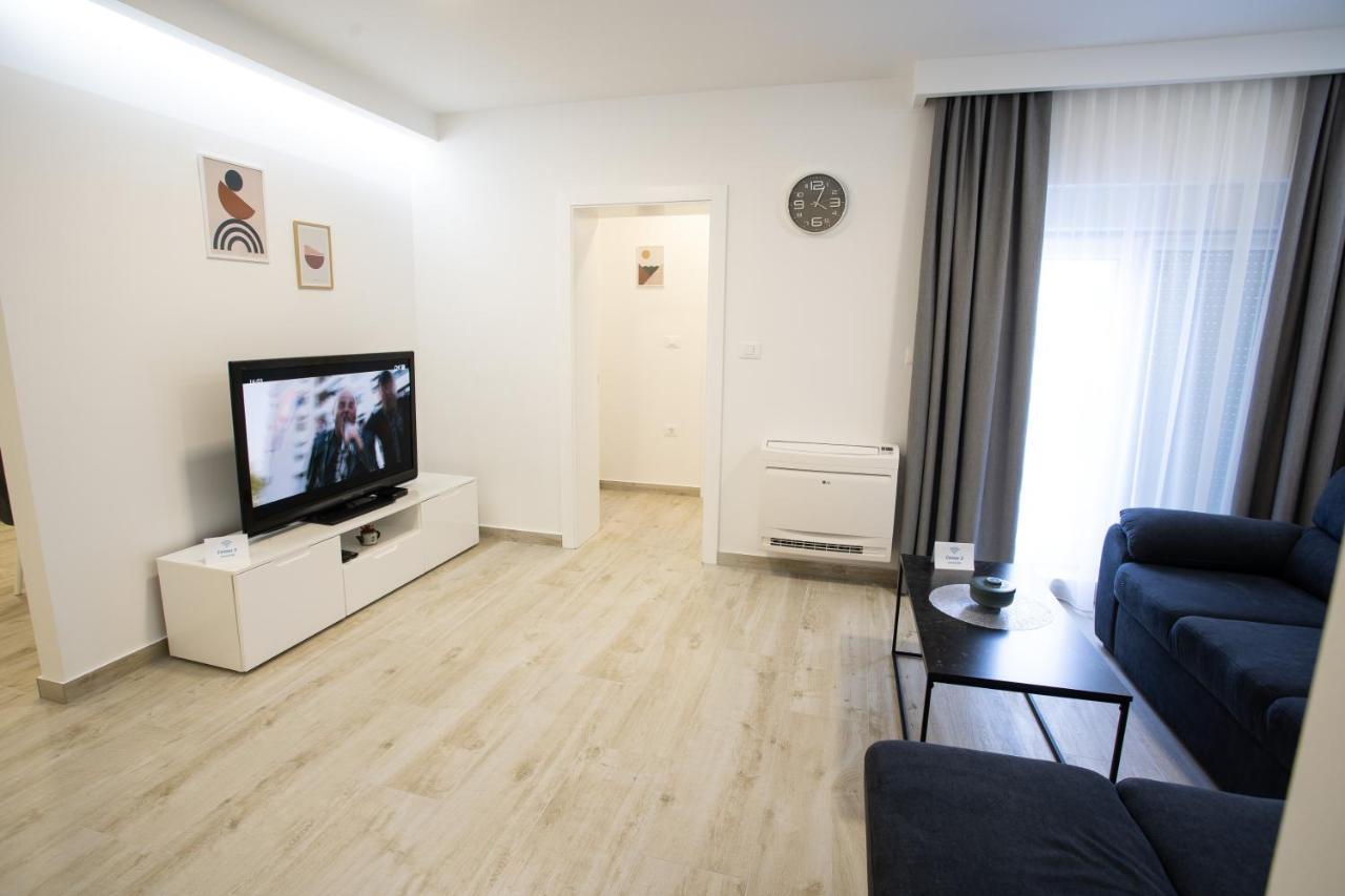 Apartmani Centar ยูบุสกี ภายนอก รูปภาพ