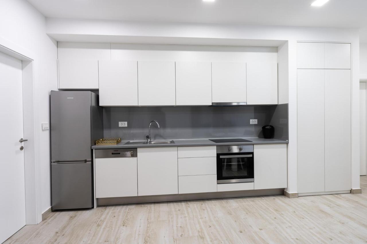 Apartmani Centar ยูบุสกี ภายนอก รูปภาพ
