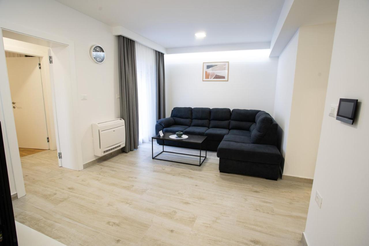 Apartmani Centar ยูบุสกี ภายนอก รูปภาพ