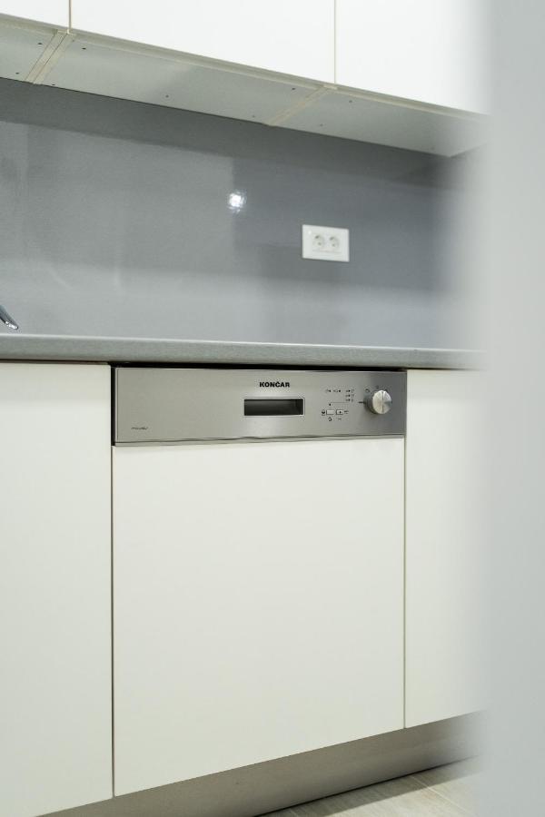 Apartmani Centar ยูบุสกี ภายนอก รูปภาพ