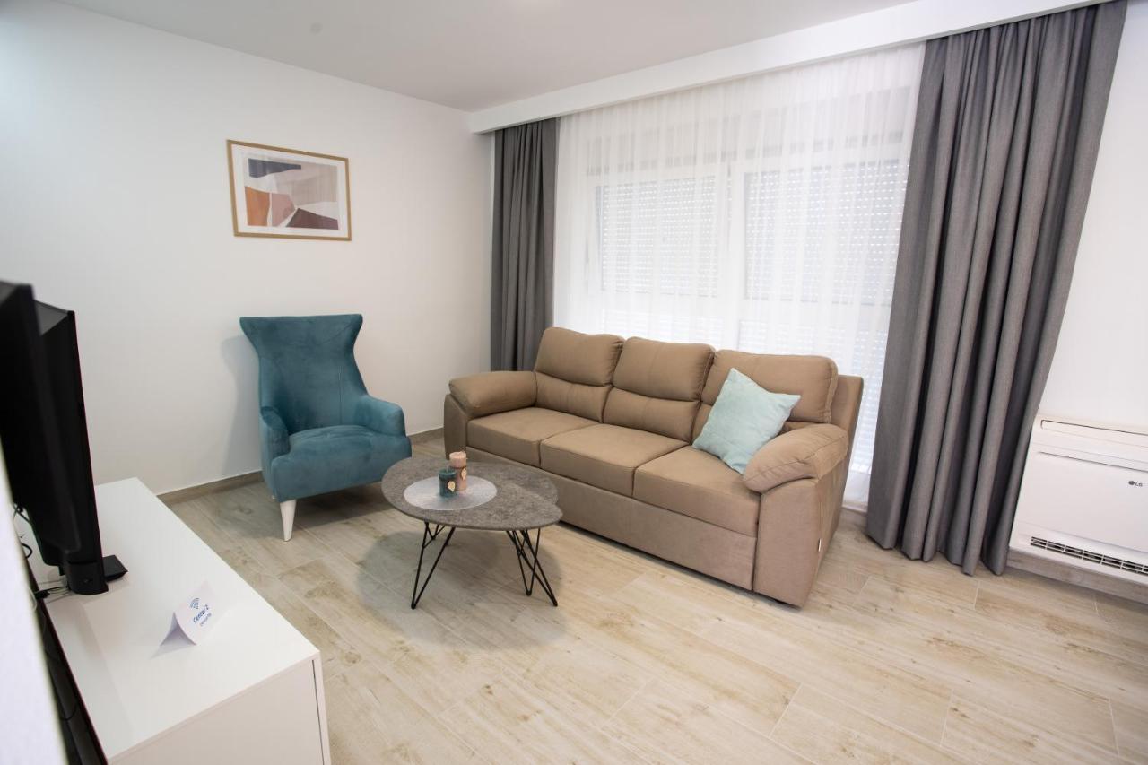 Apartmani Centar ยูบุสกี ภายนอก รูปภาพ