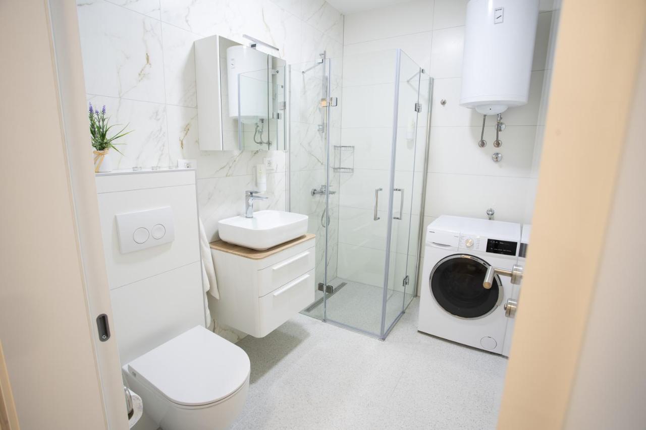 Apartmani Centar ยูบุสกี ภายนอก รูปภาพ